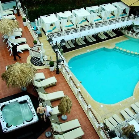 Chalé Rich House *