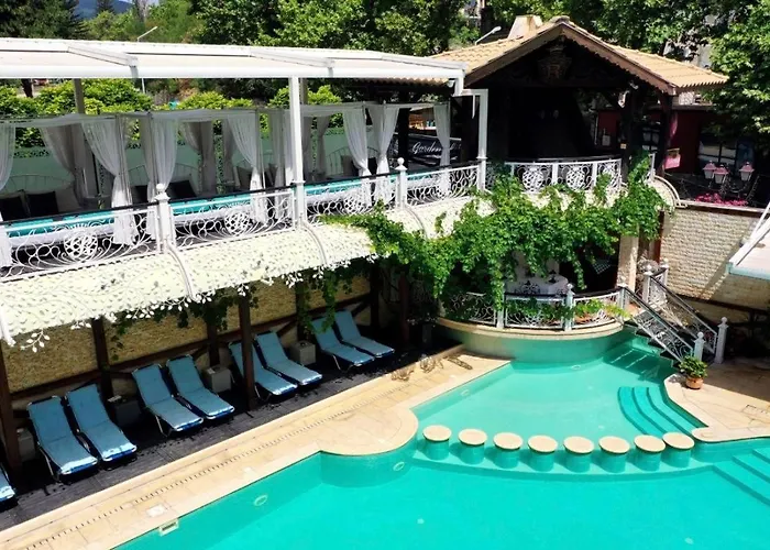 샬레 Rich House 벨린그래드